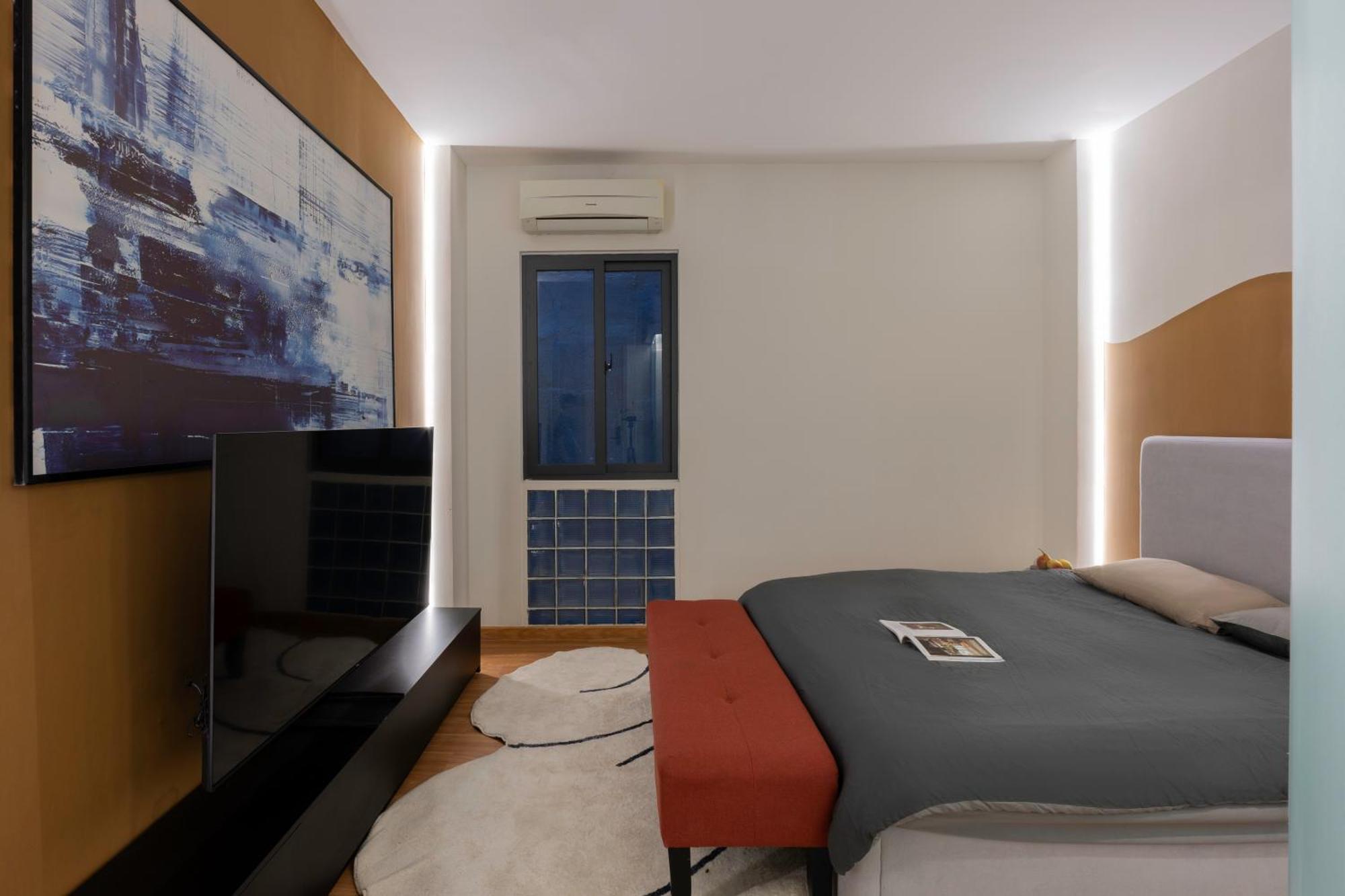 Zeus Living - Khách sạn hẻo lánh *