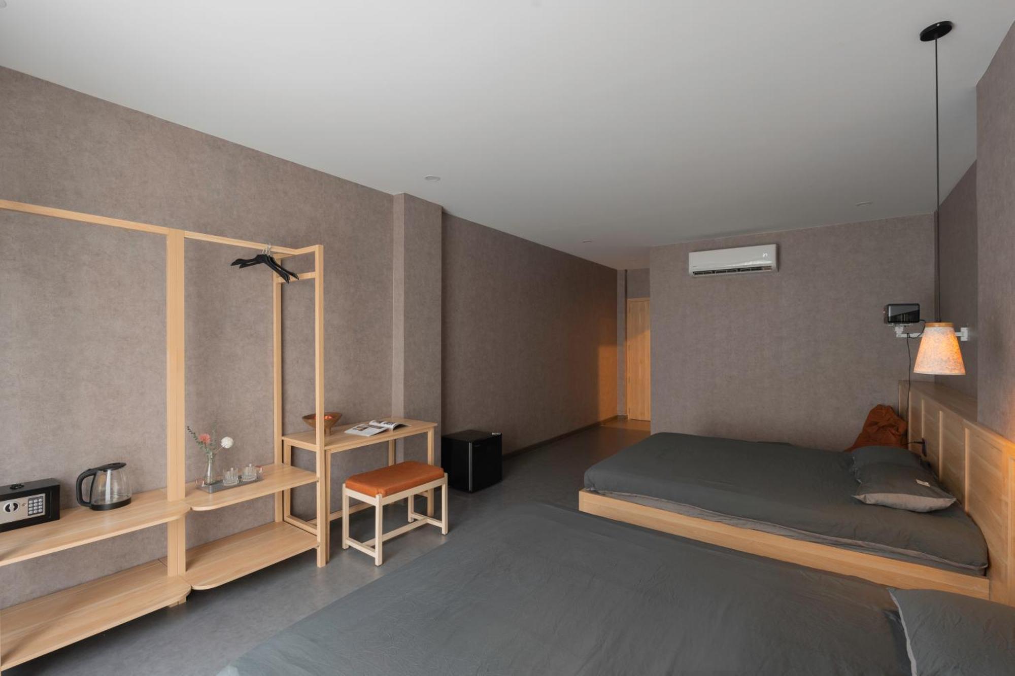 Zeus Living - Khách sạn hẻo lánh TP. Hồ Chí Minh