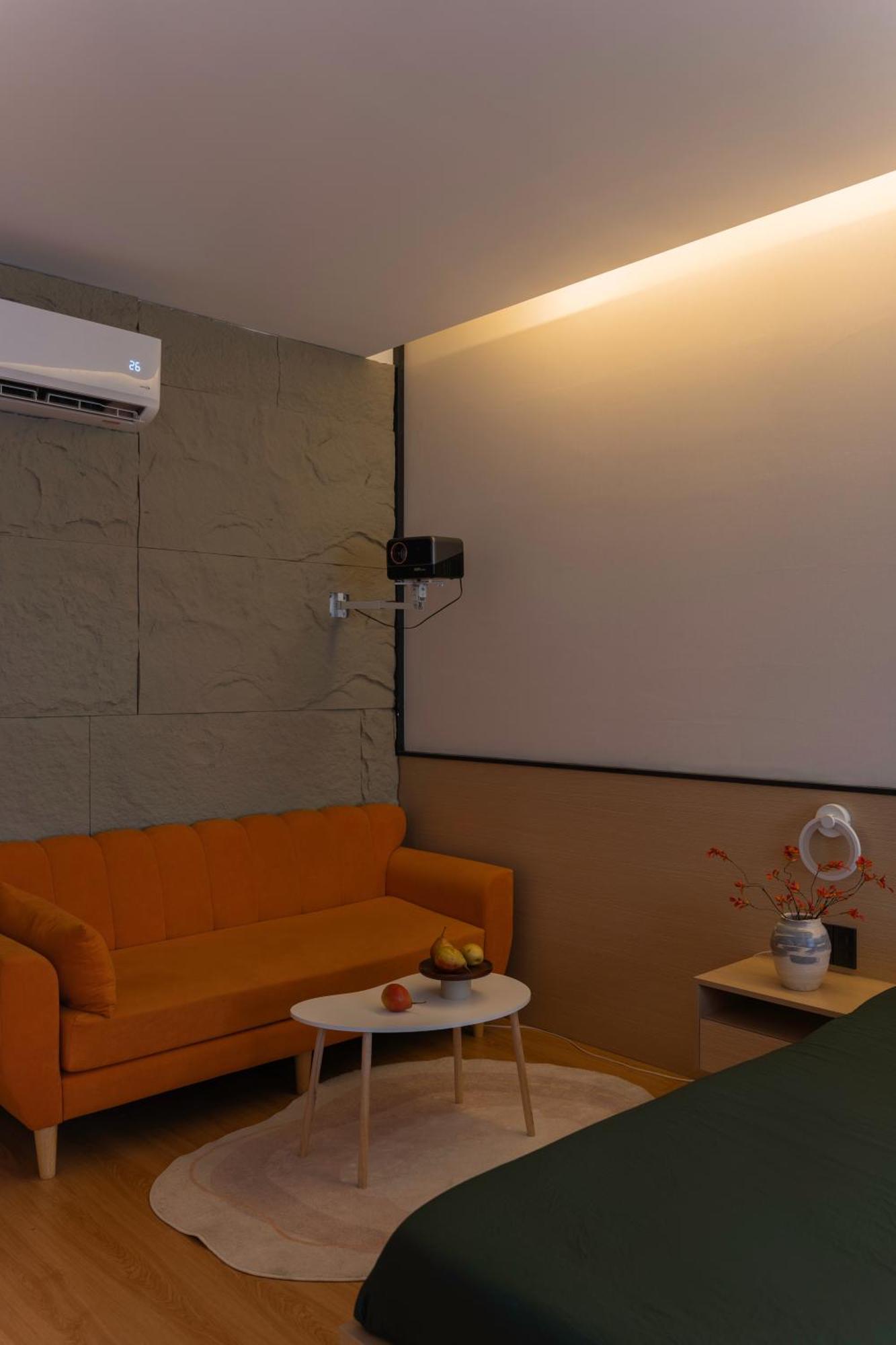 Zeus Living - TP. Hồ Chí Minh