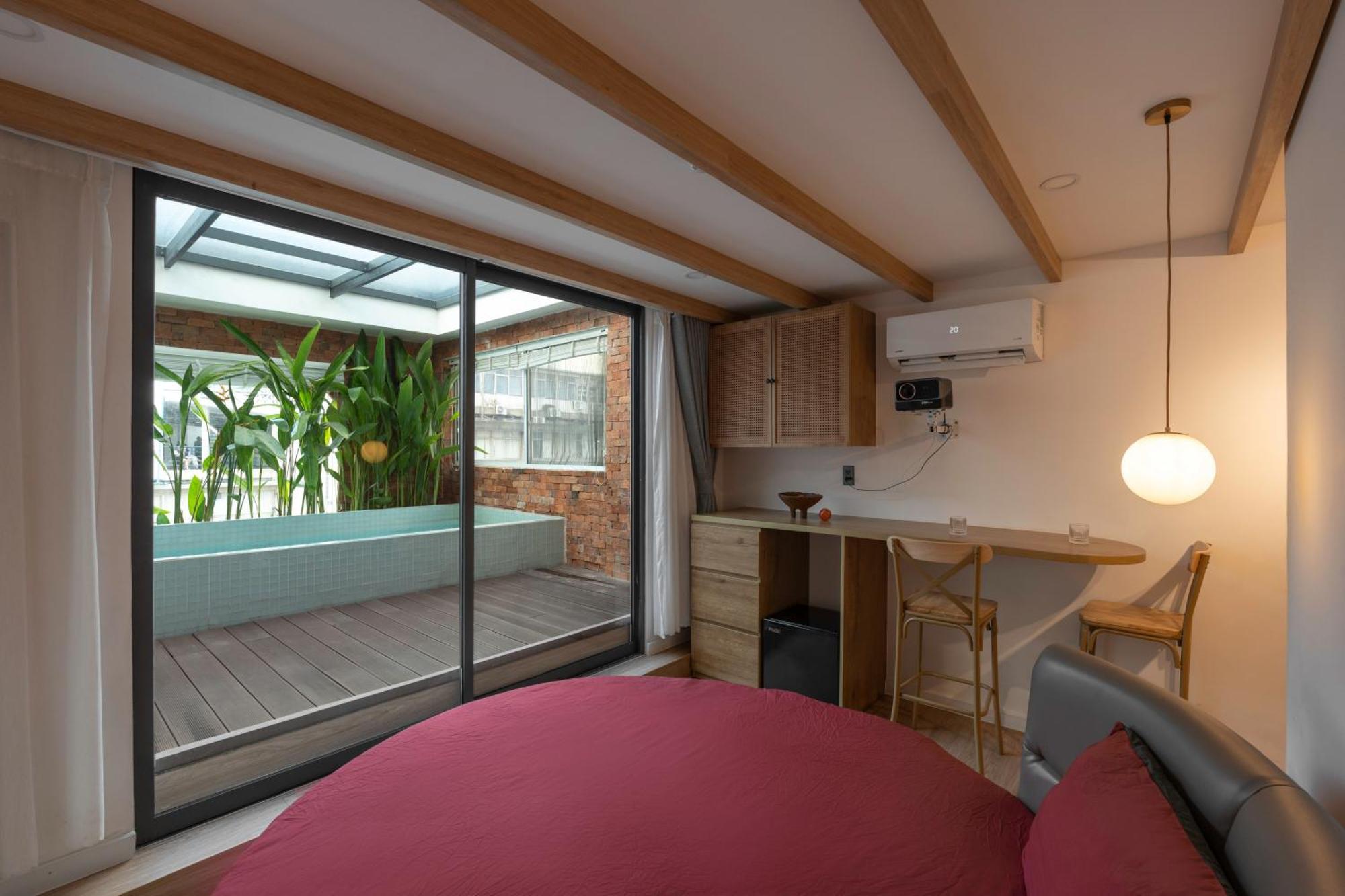 Zeus Living - Khách sạn hẻo lánh TP. Hồ Chí Minh