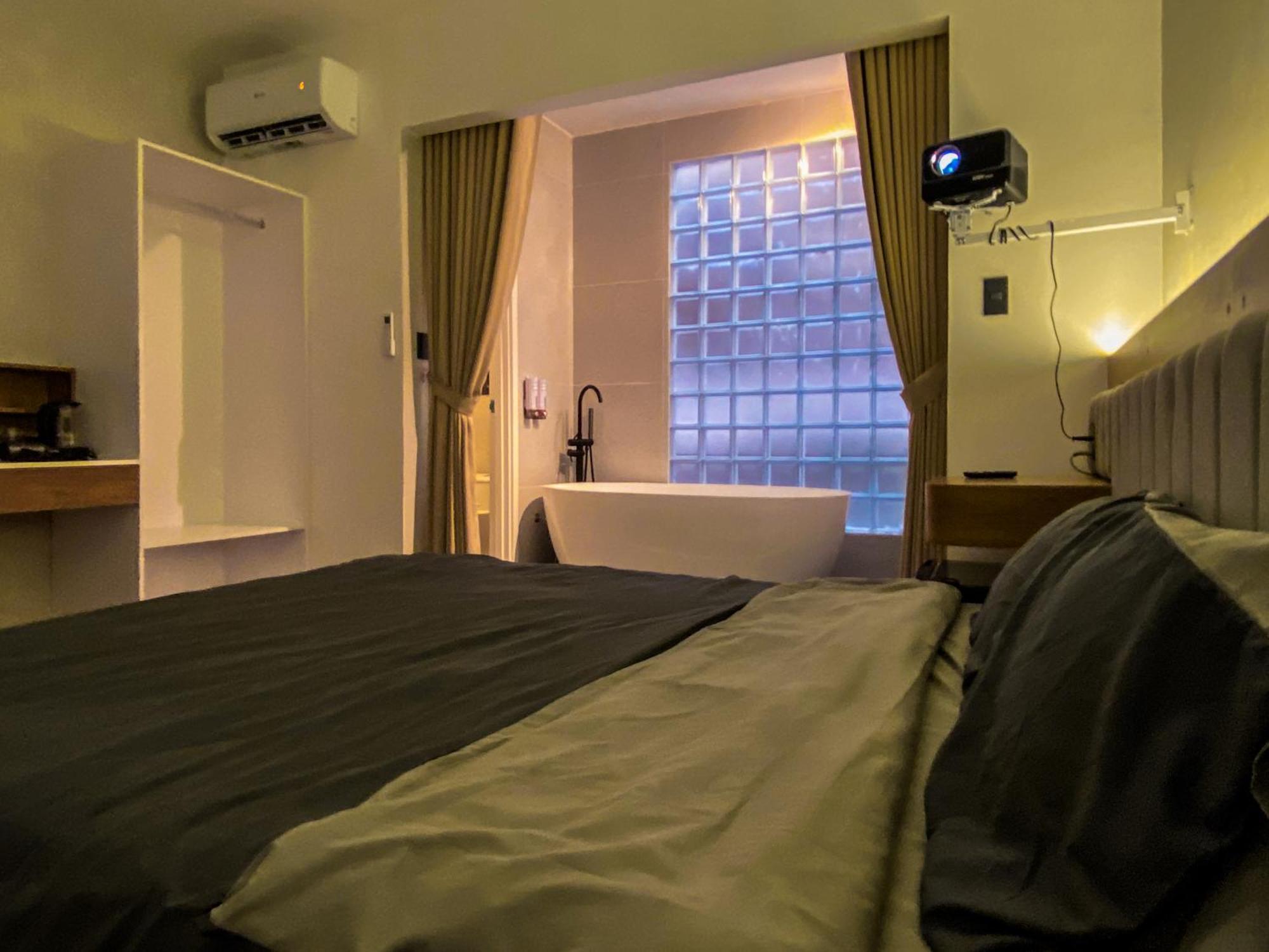 Zeus Living - TP. Hồ Chí Minh
